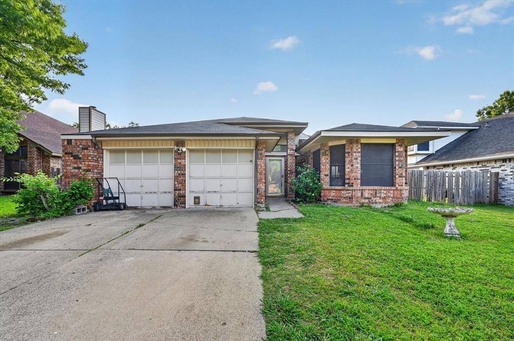 6217 Fairlane Drive, Arlington, TX 76001
