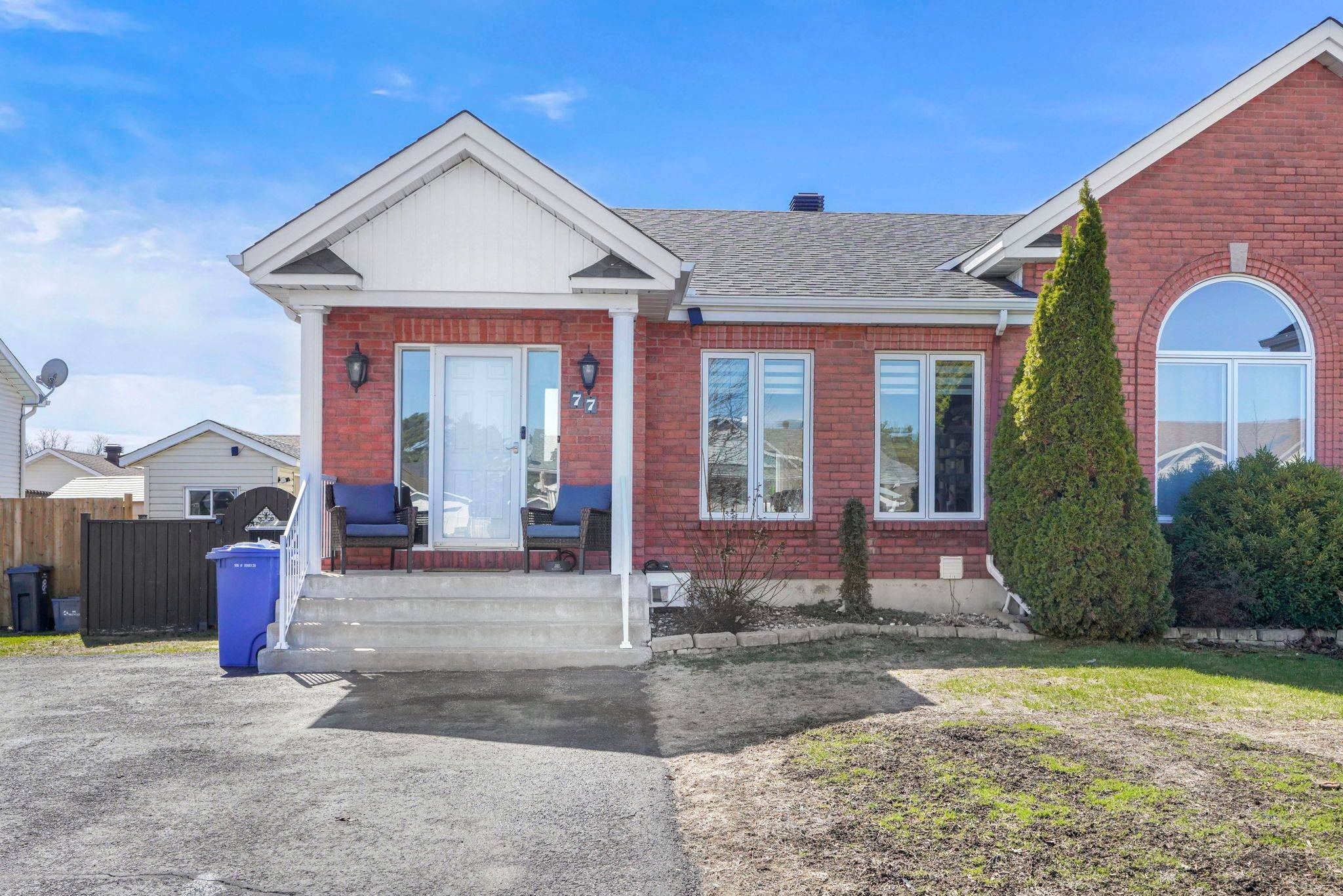 77 Richard ST, Alfred And Plantagenet, ON K0B 1A0