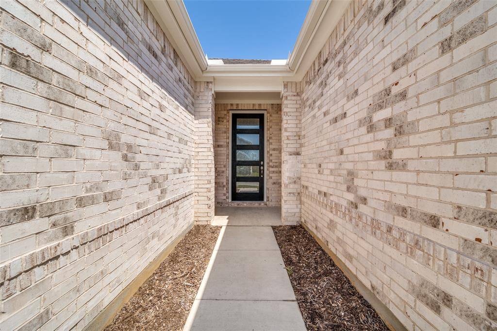 1510 Burton Drive, Seagoville, TX 75159