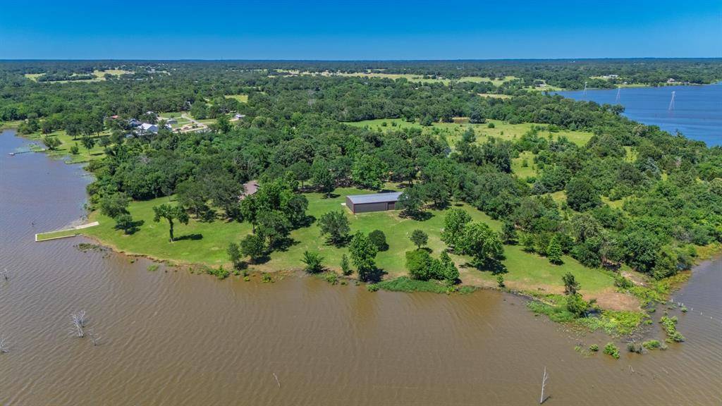 476 Private Road 7326, Emory, TX 75440