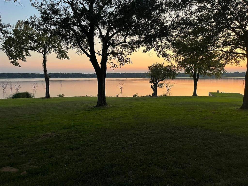 476 Private Road 7326, Emory, TX 75440