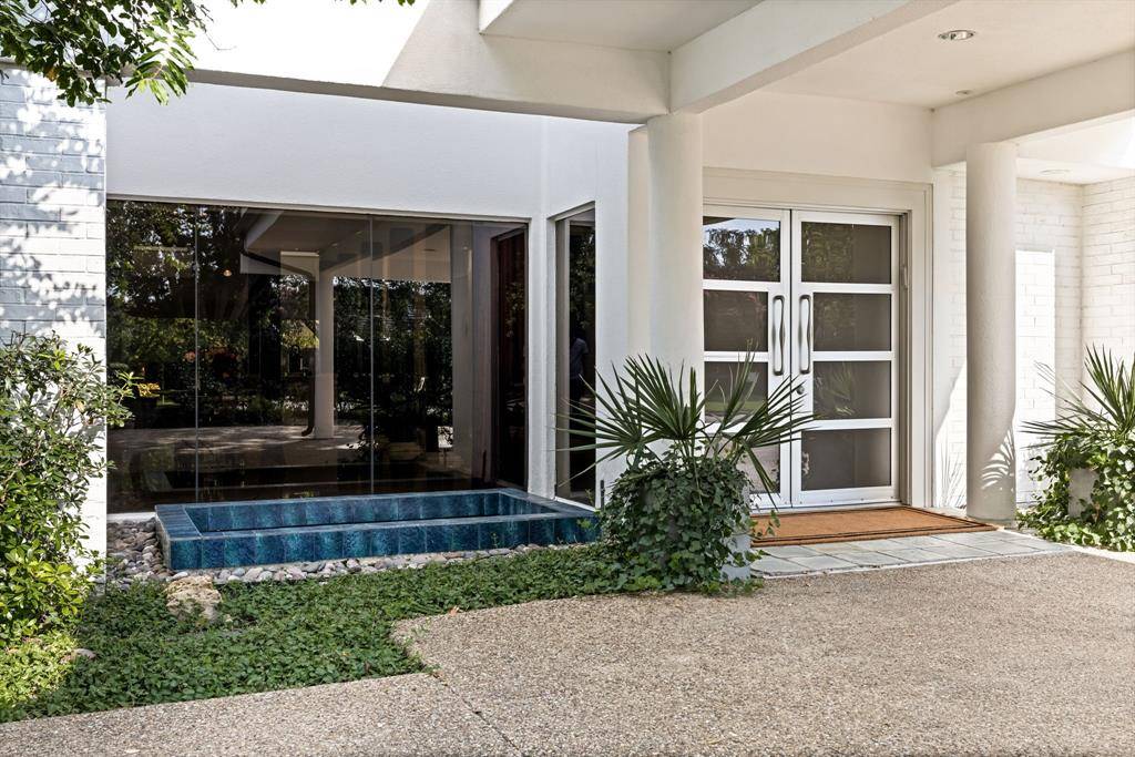 6018 Rose Grove Court, Dallas, TX 75248