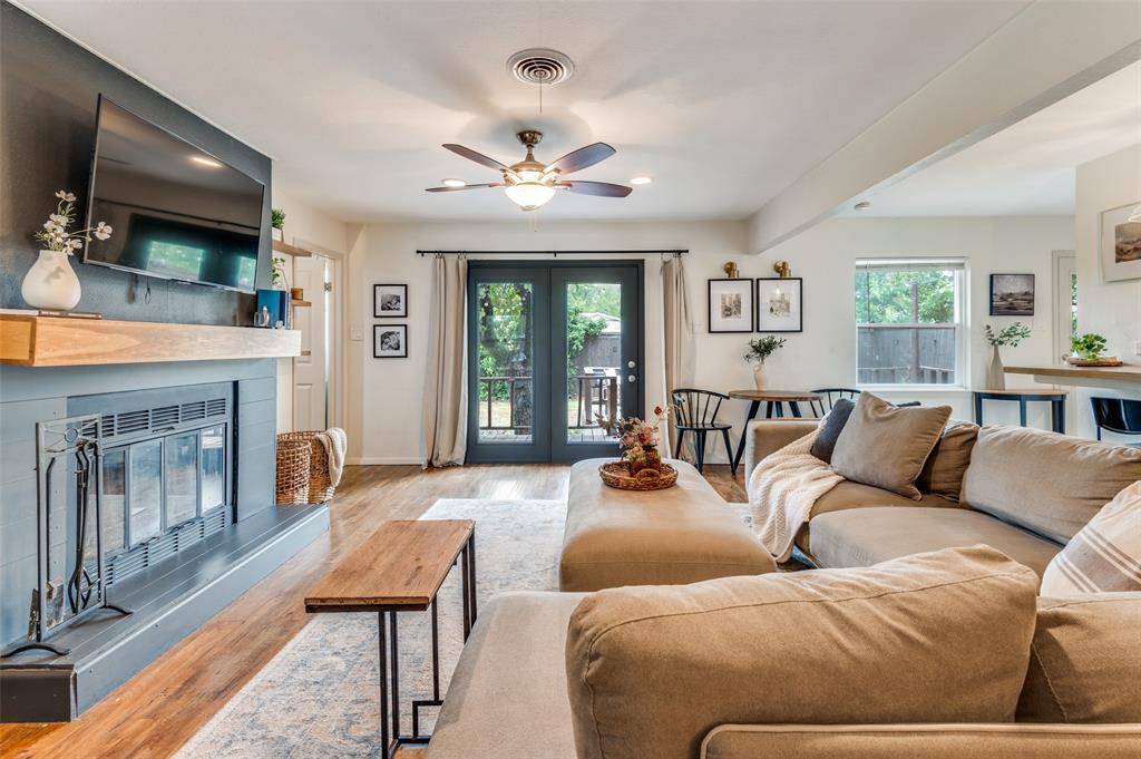 444 Jolee Street, Richardson, TX 75080