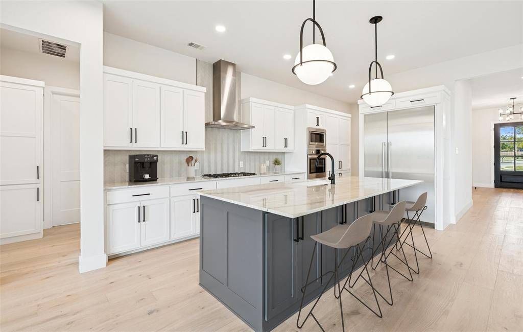 204 Pecan Street, Roanoke, TX 76262