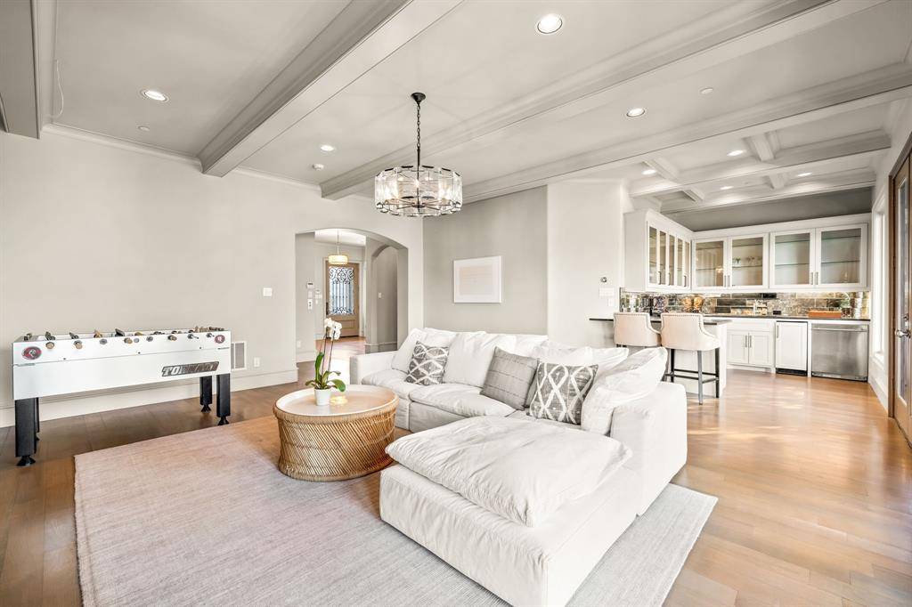 3520 Blackburn Street, Dallas, TX 75219