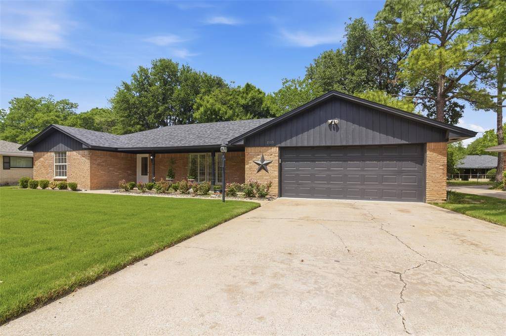1505 Oak Glen Court, Arlington, TX 76012