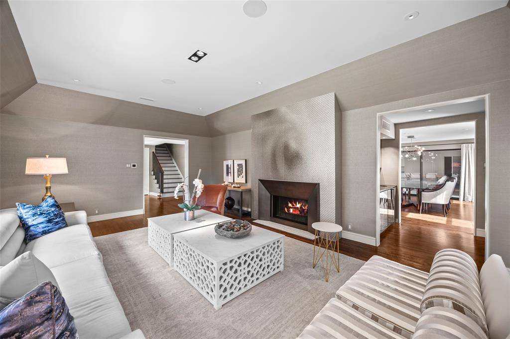 6027 Mimosa Lane, Dallas, TX 75230