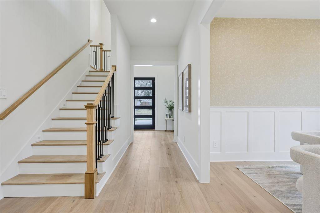 10209 Linkwood Drive, Dallas, TX 75238