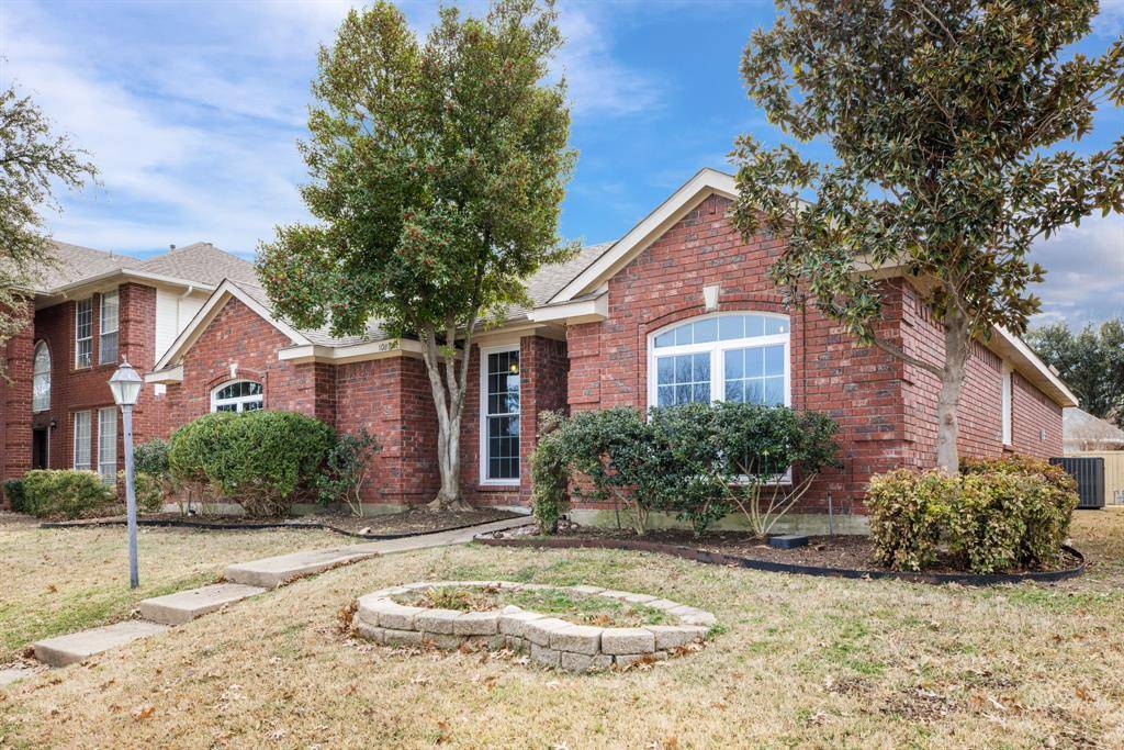 10881 Castle Drive, Frisco, TX 75035