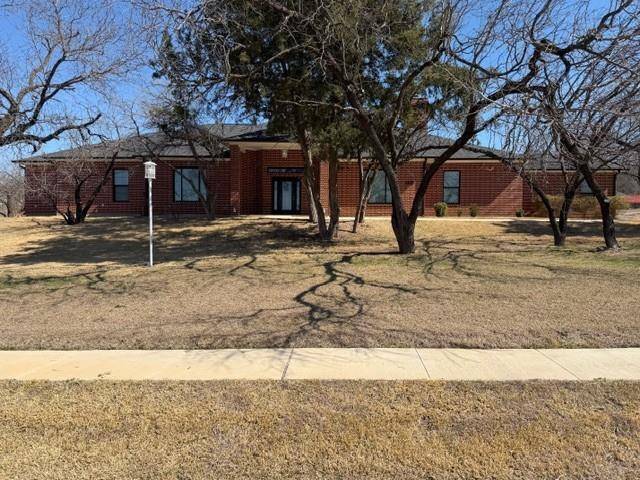 2541 Town View Drive, Cedar Hill, TX 75104