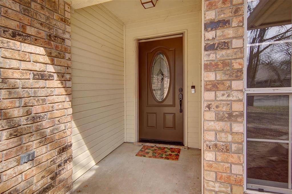 122 Camelot Drive, Weatherford, TX 76086