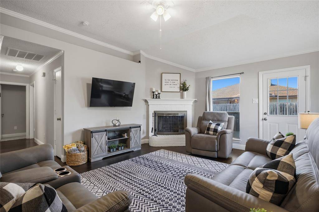 2017 Waterview Drive, Little Elm, TX 75068