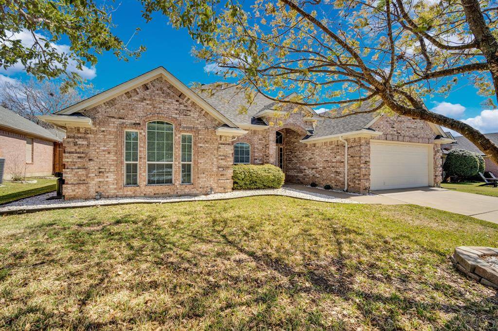 1612 Stratford Drive, Mansfield, TX 76063