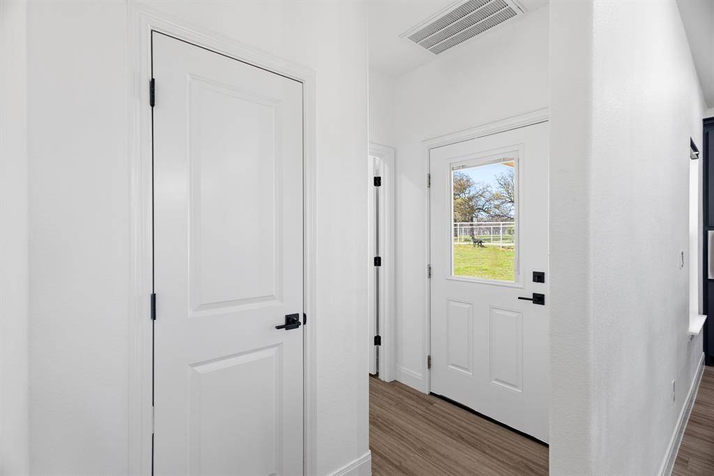 200 Walnut Street, Chico, TX 76431