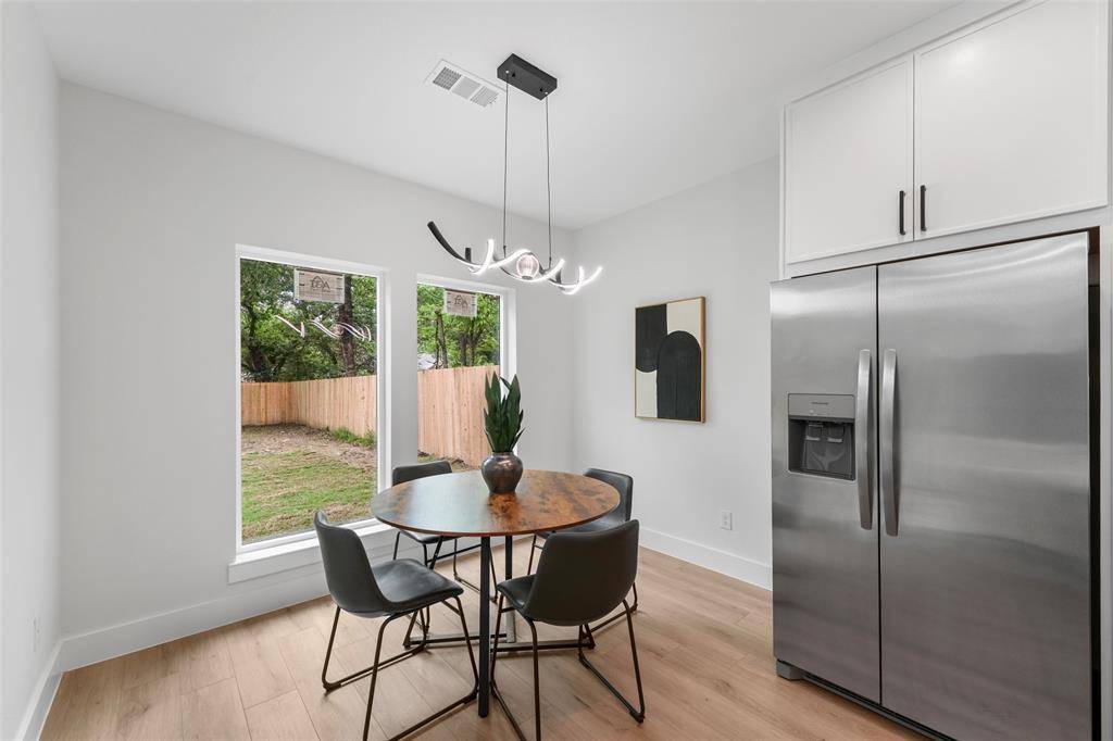 2312 Stoneman Street, Dallas, TX 75215