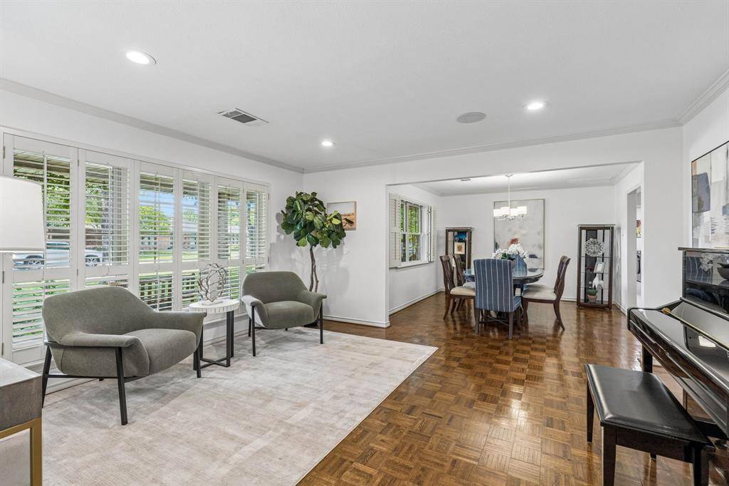 7519 Larchview Drive, Dallas, TX 75254