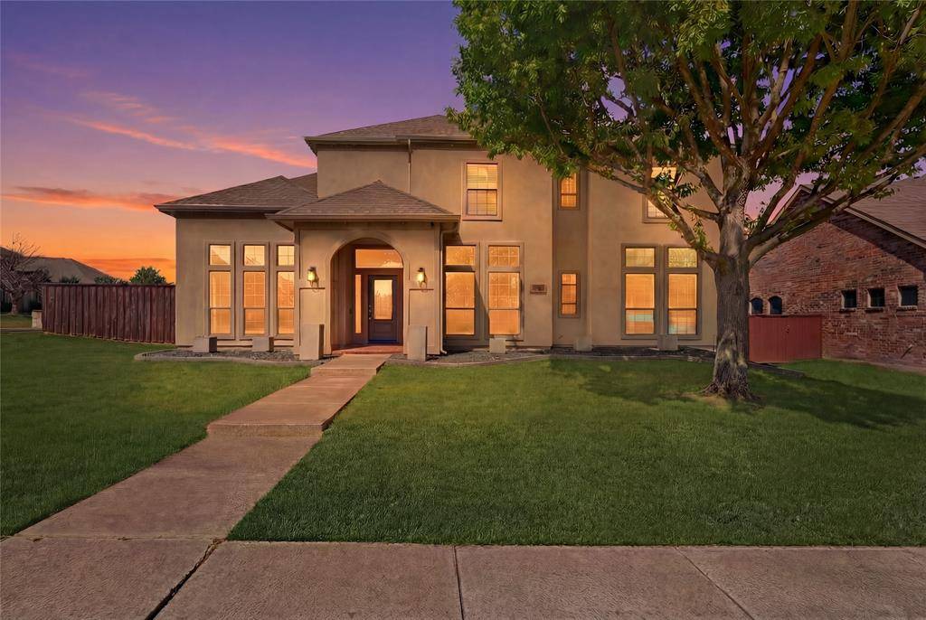 1733 White Cap Court, Desoto, TX 75115