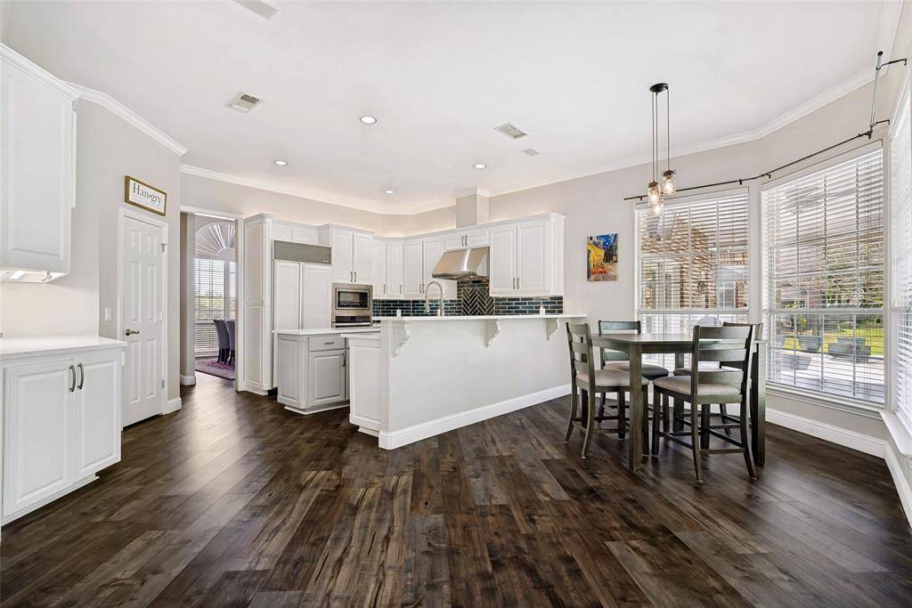 114 Danielle Drive, Hudson Oaks, TX 76087