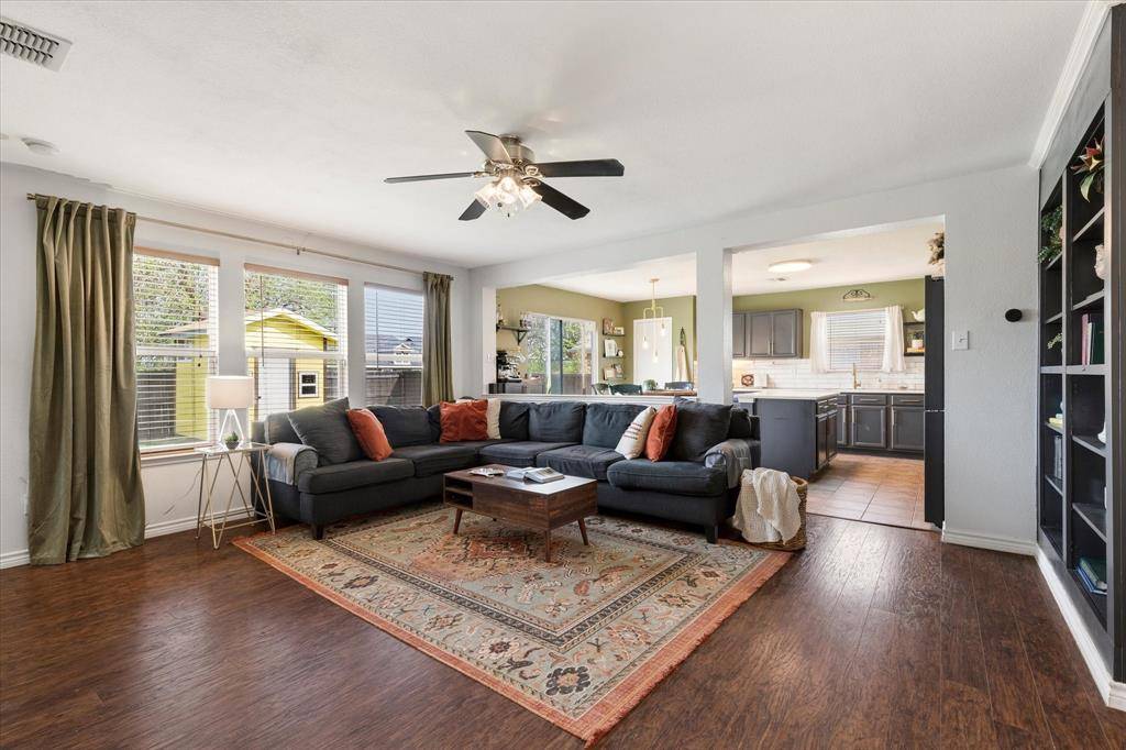 716 Margaret Drive, Mckinney, TX 75071