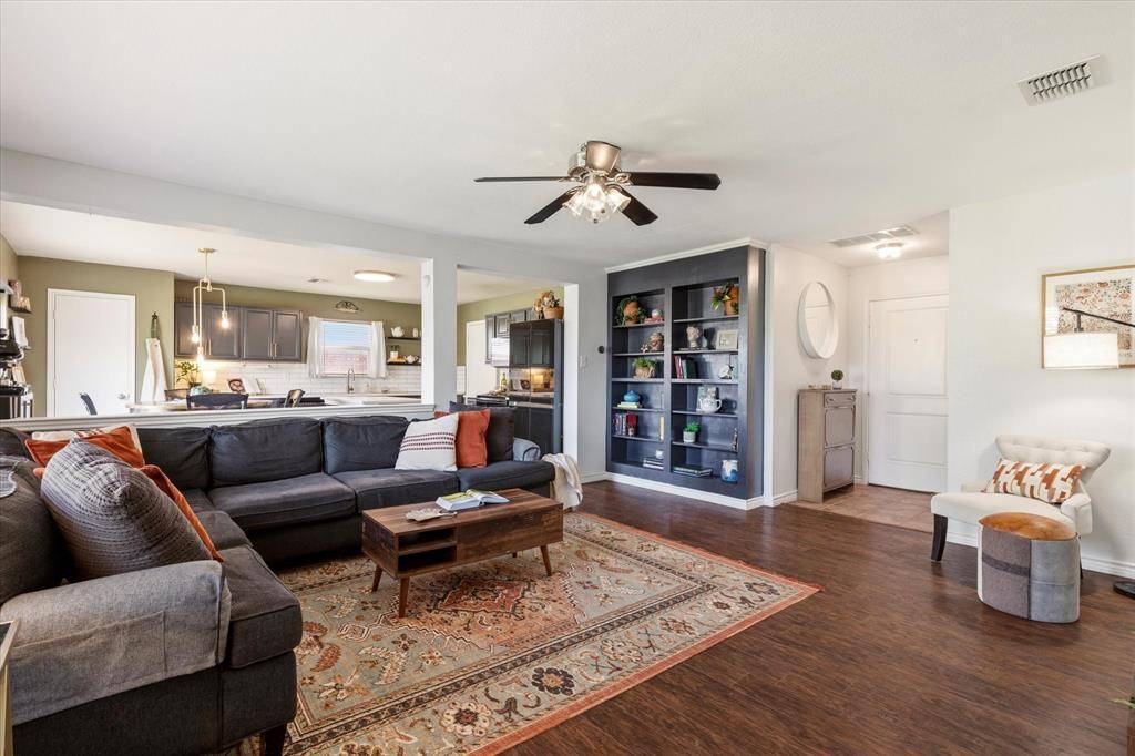 716 Margaret Drive, Mckinney, TX 75071