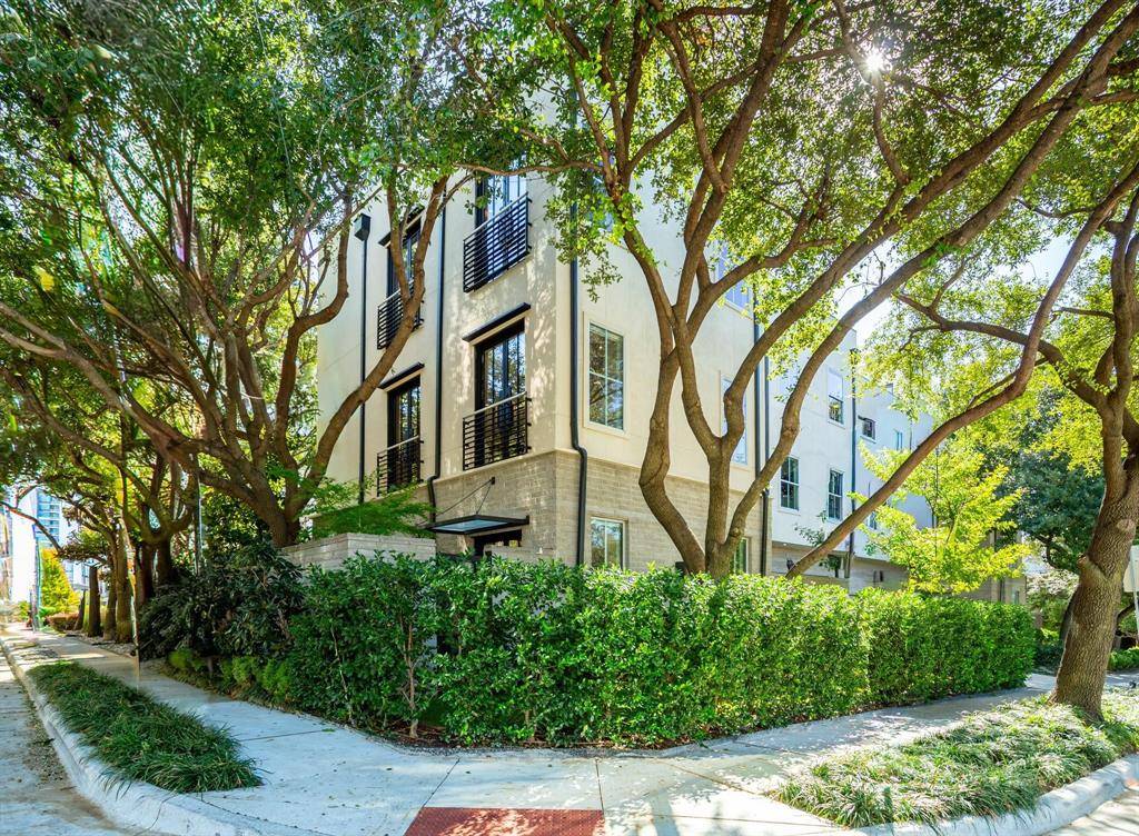 2630 A WELBORN Street, Dallas, TX 75219