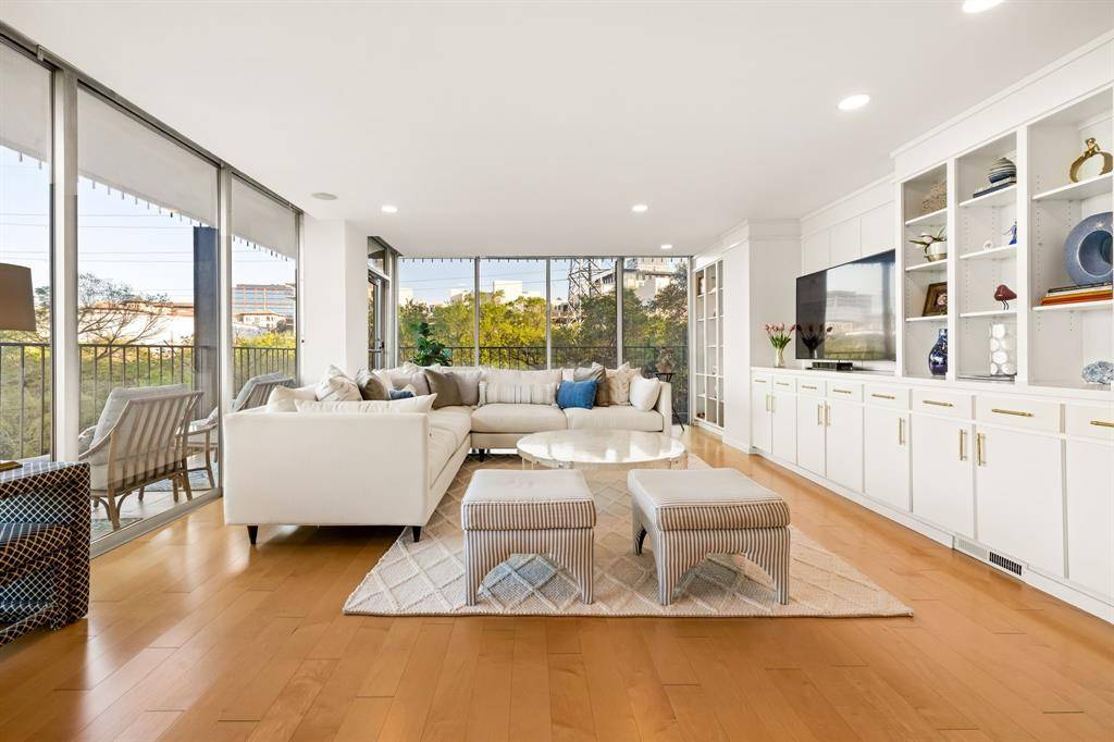 3310 Fairmount Street #6D, Dallas, TX 75201