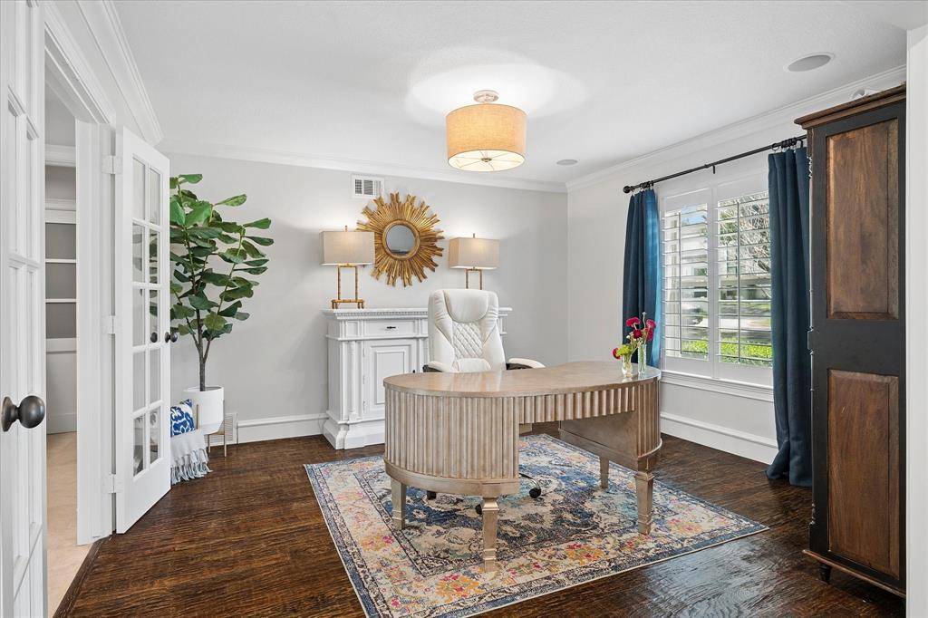 10747 Saint Lazare Drive, Dallas, TX 75229