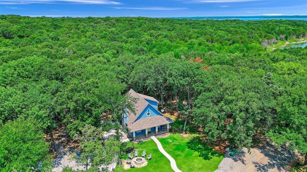 343 Plantation Avenue, Pottsboro, TX 75076