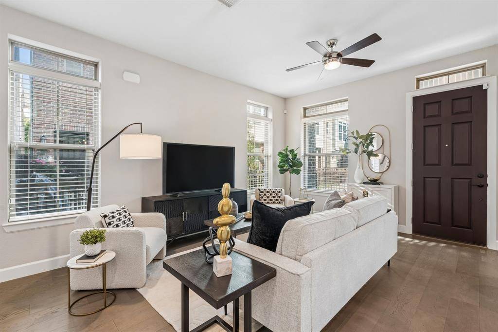 1163 Manacor Lane, Dallas, TX 75212