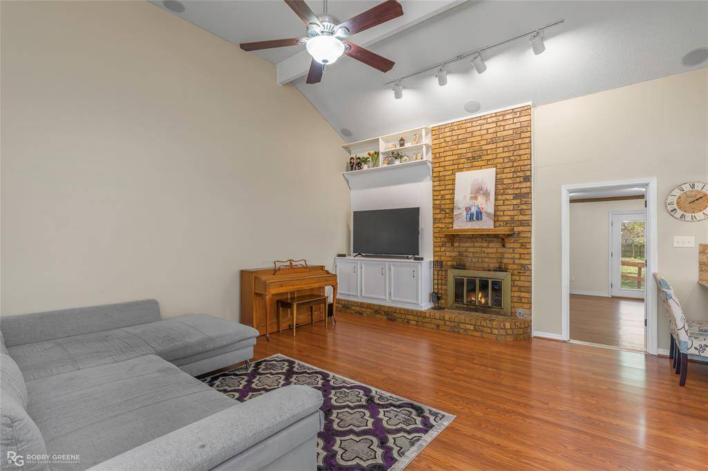 19 Sunnybrook Lane, Haughton, LA 71037