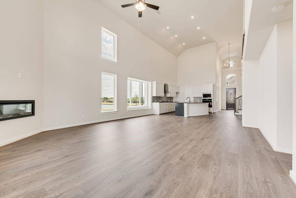 214 Landon Trail, Fate, TX 75189