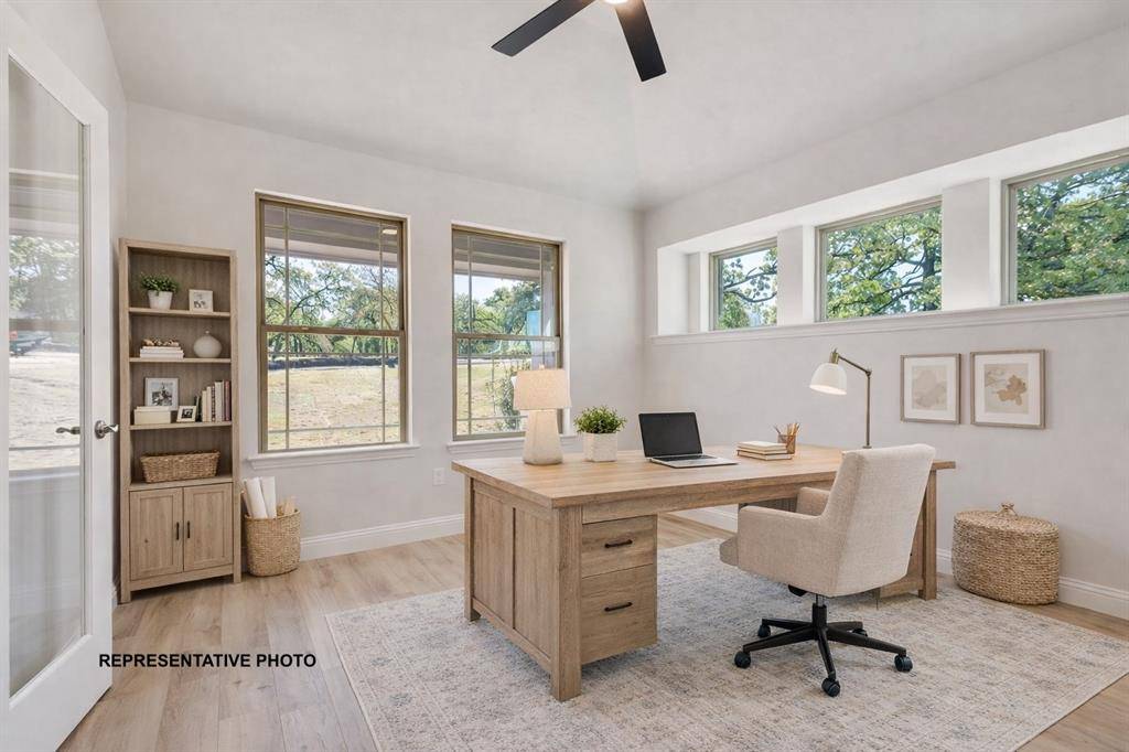 412 McAlpine Drive, Springtown, TX 76082