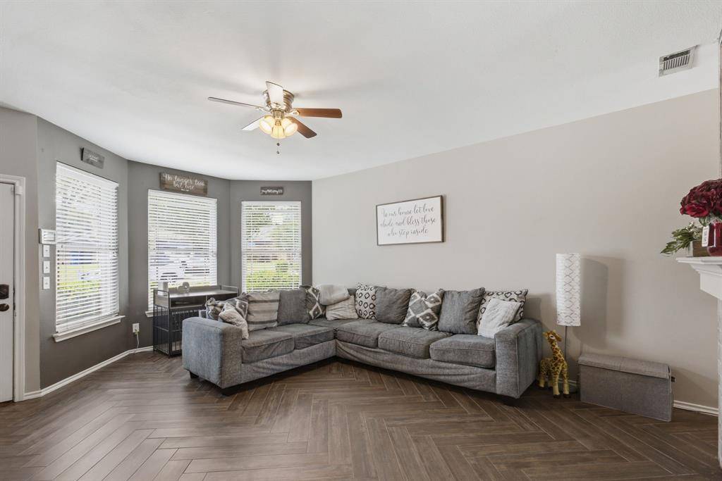 5208 Shoregate Drive, Garland, TX 75043