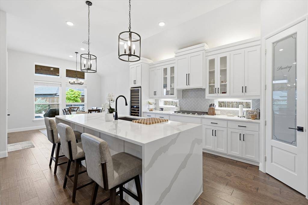 7221 Redwood Road, Argyle, TX 76226