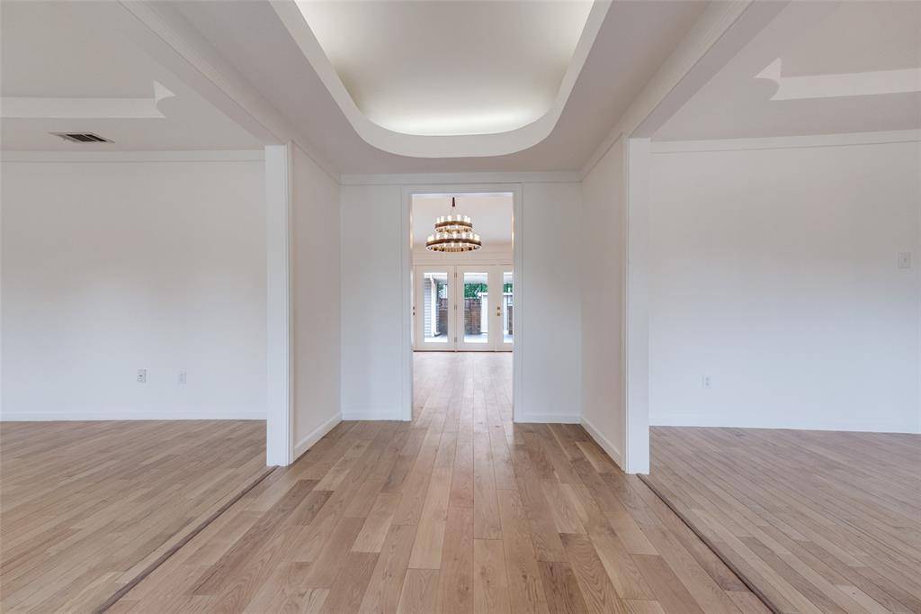 3728 Princess Lane, Dallas, TX 75229