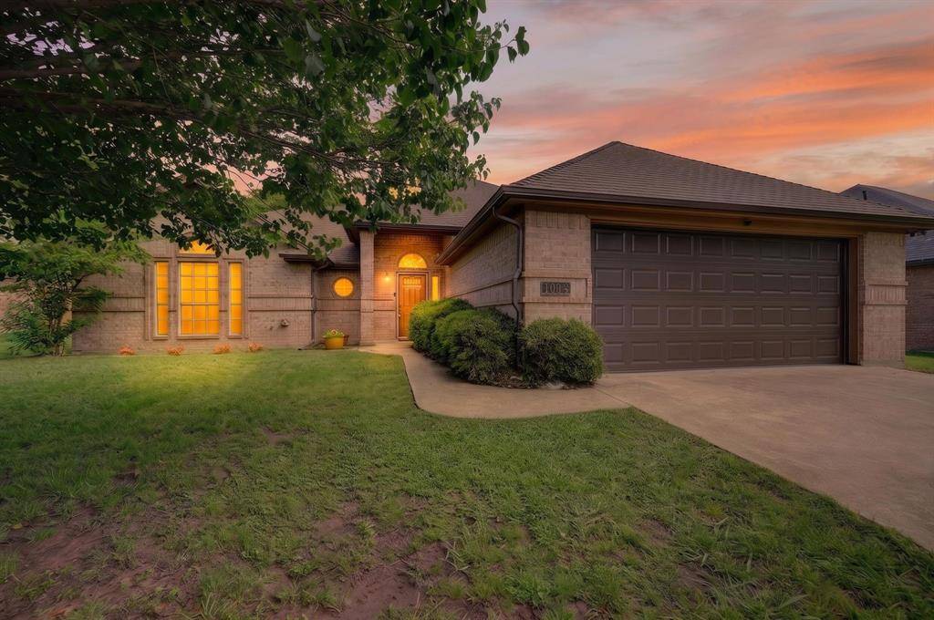 1608 Shelley Lane, Cleburne, TX 76033