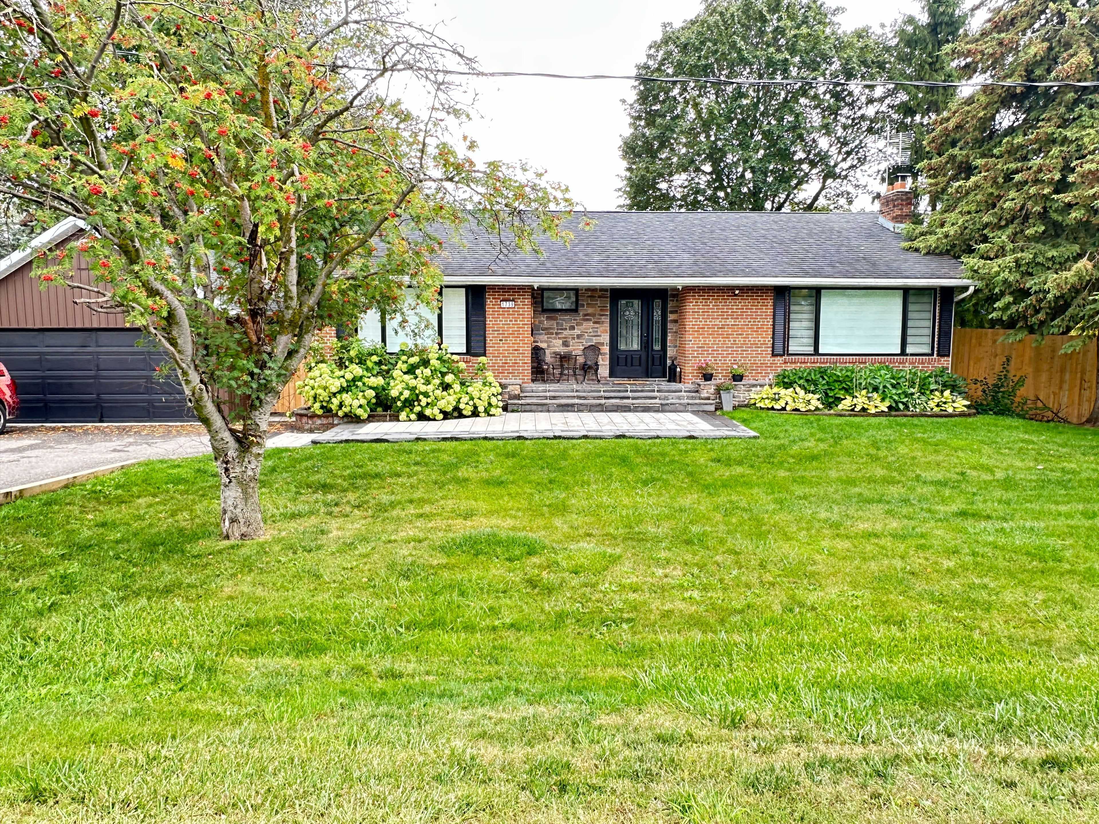 1739 Mount Albert RD, East Gwillimbury, ON L0G 1V0