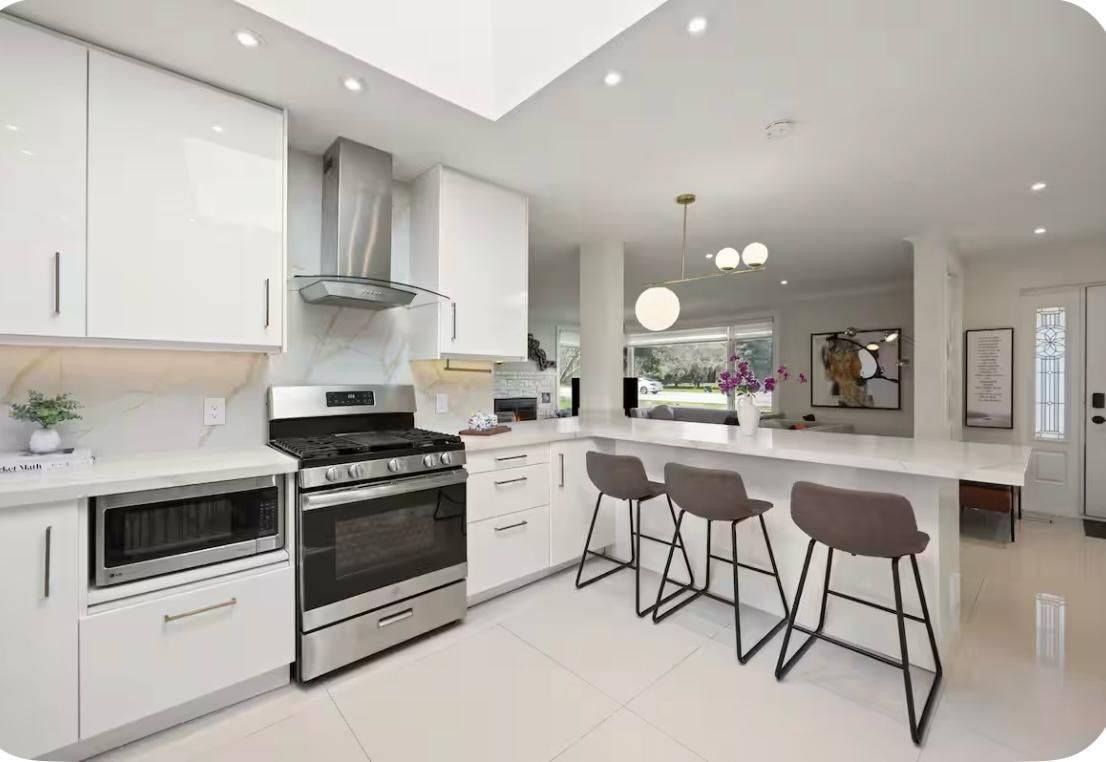 1739 Mount Albert RD, East Gwillimbury, ON L0G 1V0