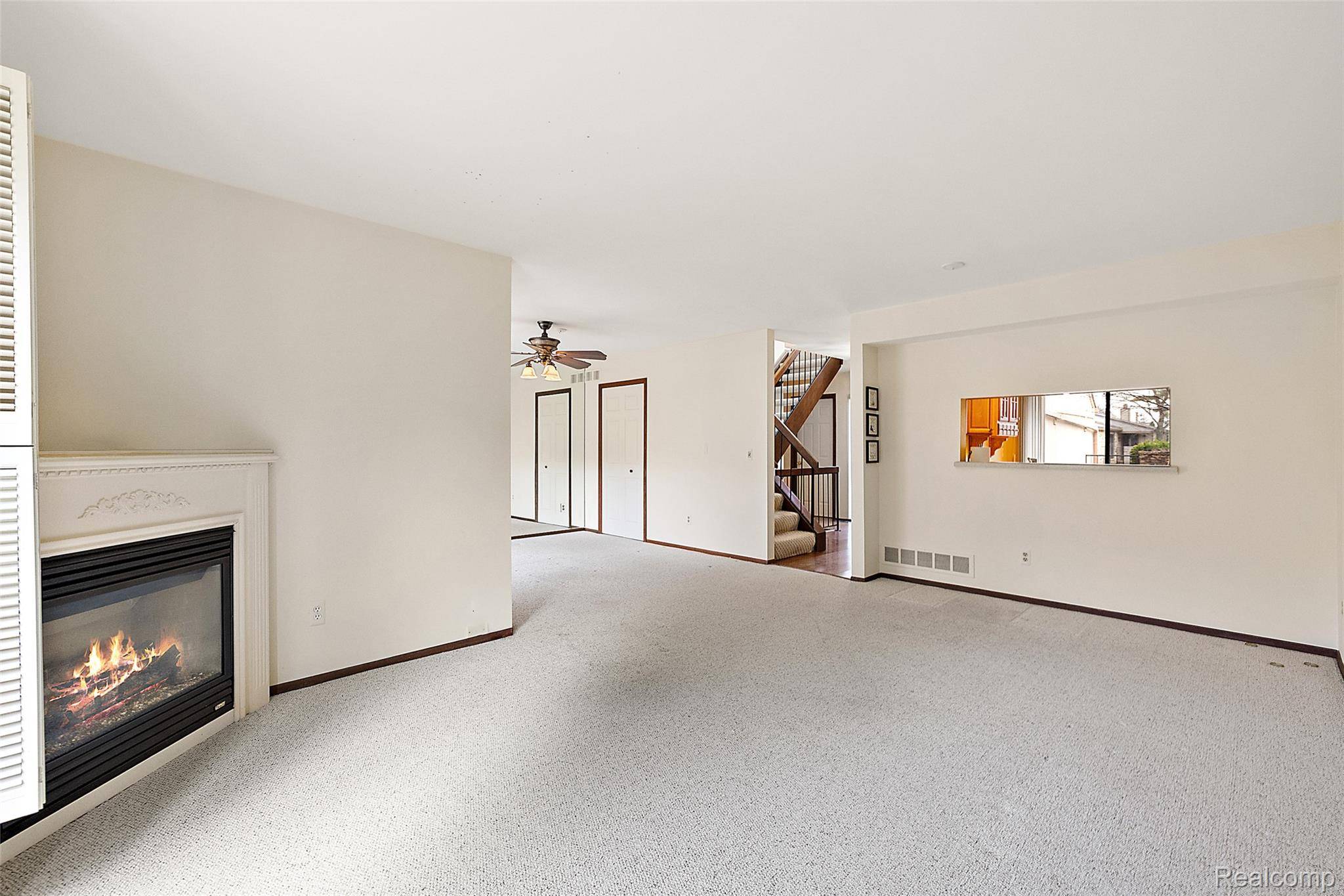 23243 Farmington RD, Farmington, MI 48336