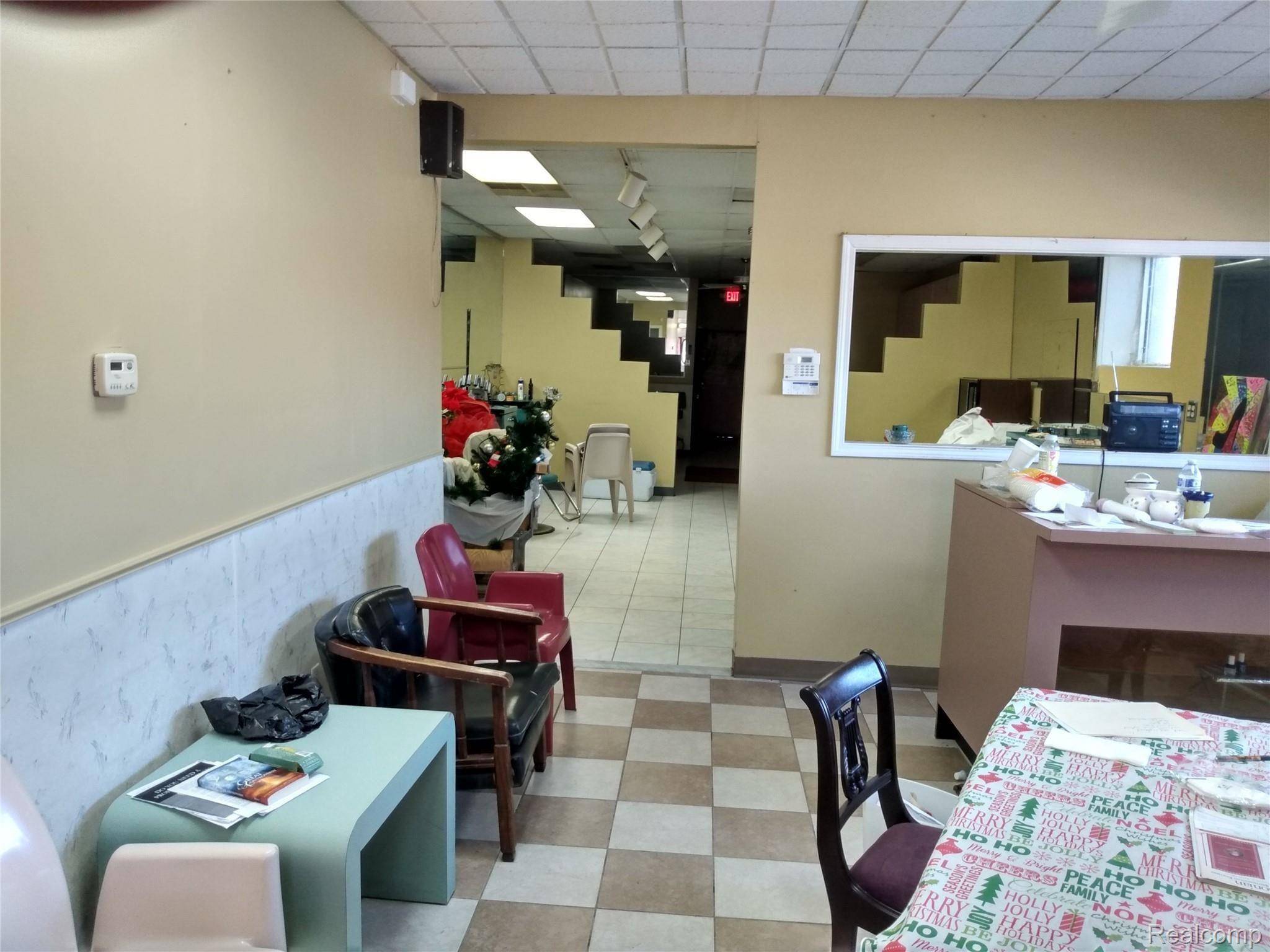 7353 Gratiot AVE, Detroit, MI 48213