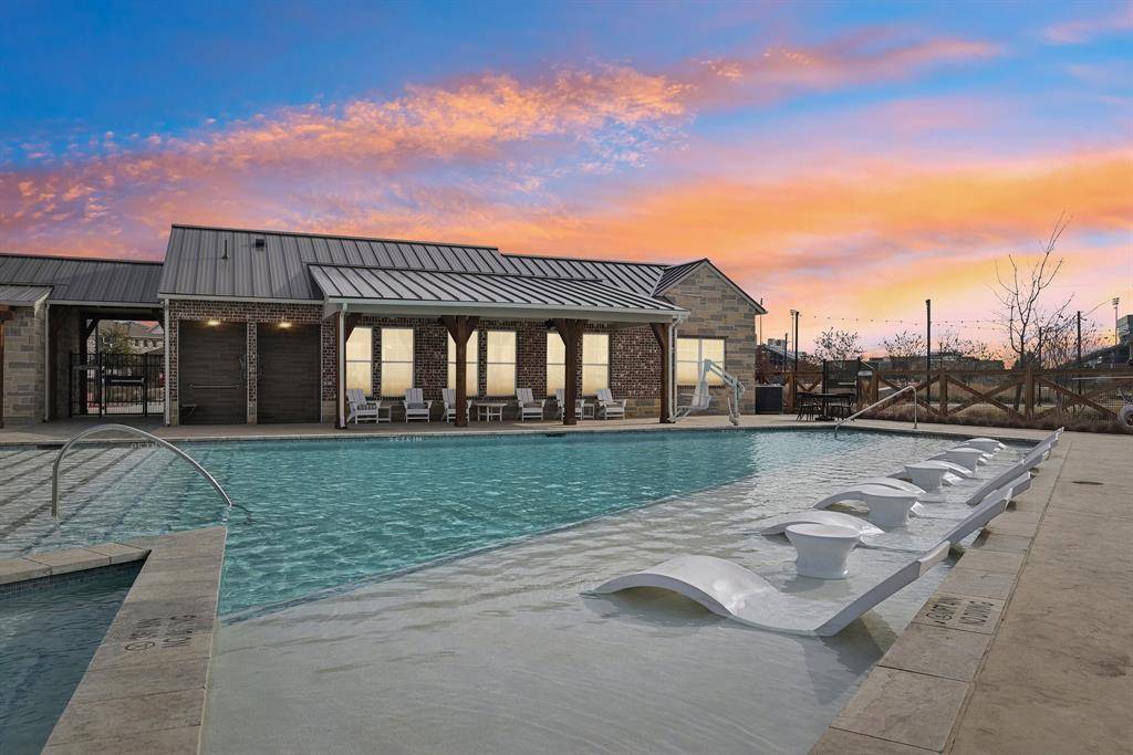 4430 Prairie Crossing #100, Celina, TX 75078