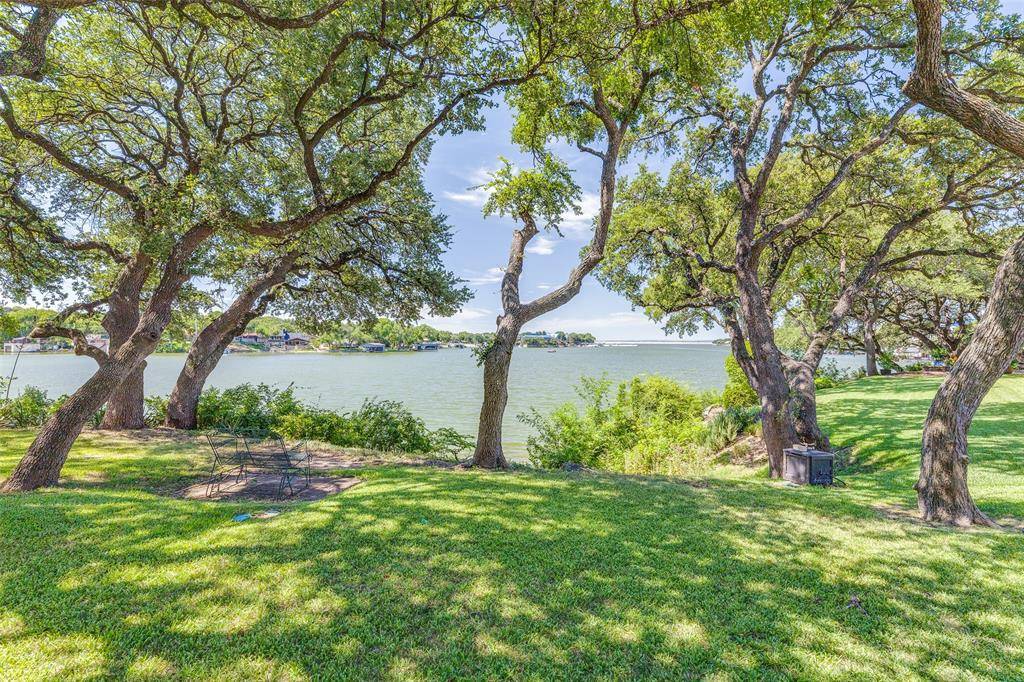 8305 Mountain Lake Court, Fort Worth, TX 76179