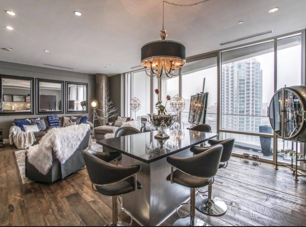 2408 Victory Park Lane #1034, Dallas, TX 75219
