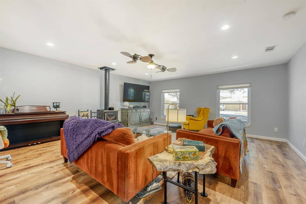 13533 Charcoal Lane, Farmers Branch, TX 75234