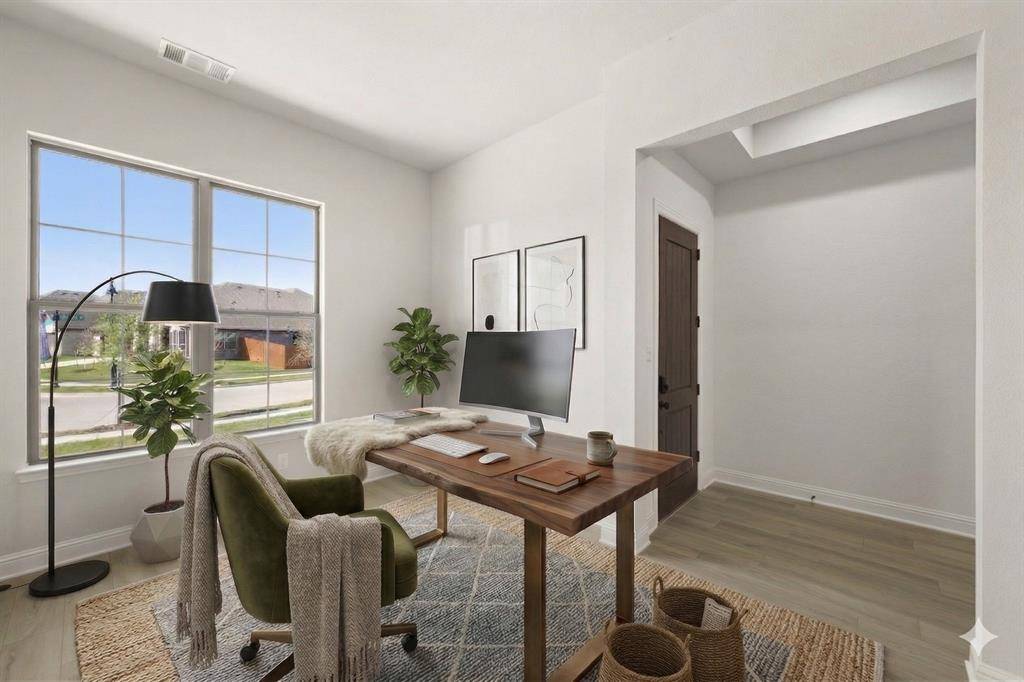 1808 Peace Lily Lane, Waxahachie, TX 75165