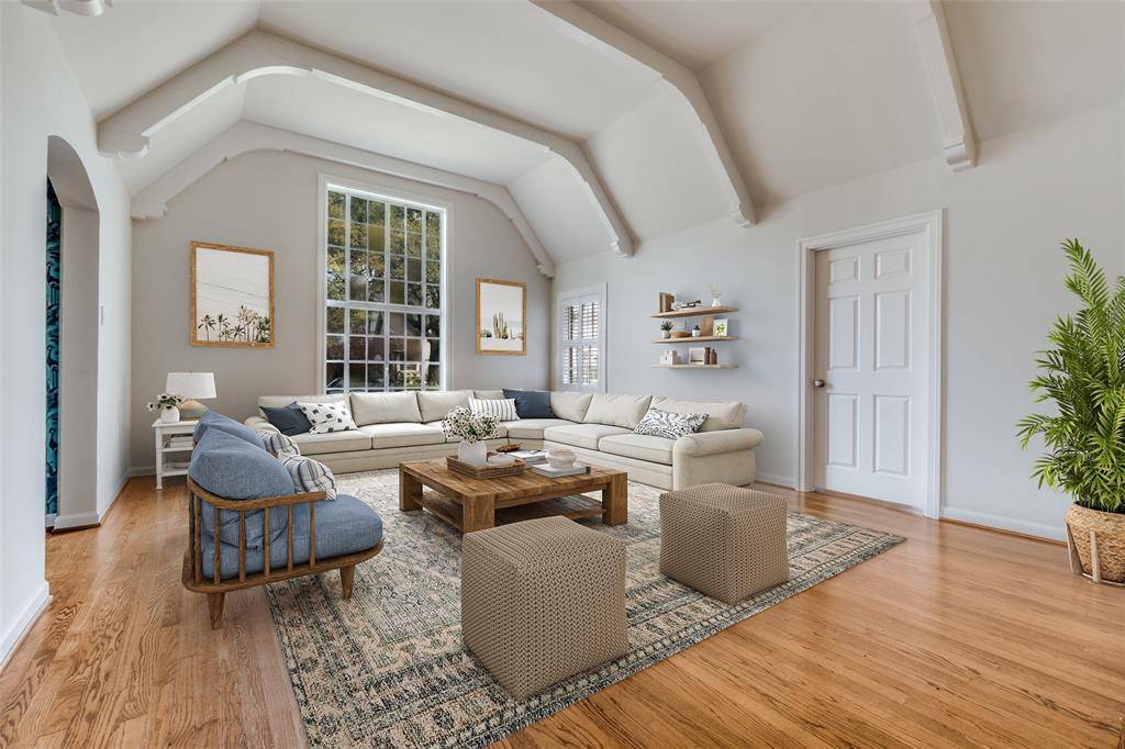 4561 Belclaire Avenue, Highland Park, TX 75205