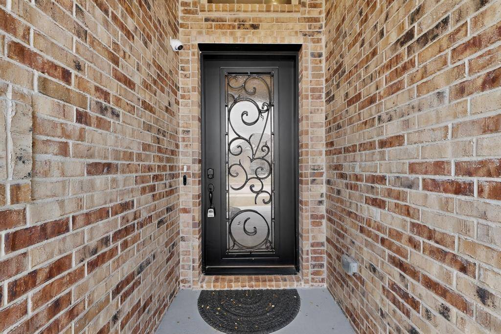 1515 Spring Hill Drive, Cedar Hill, TX 75104