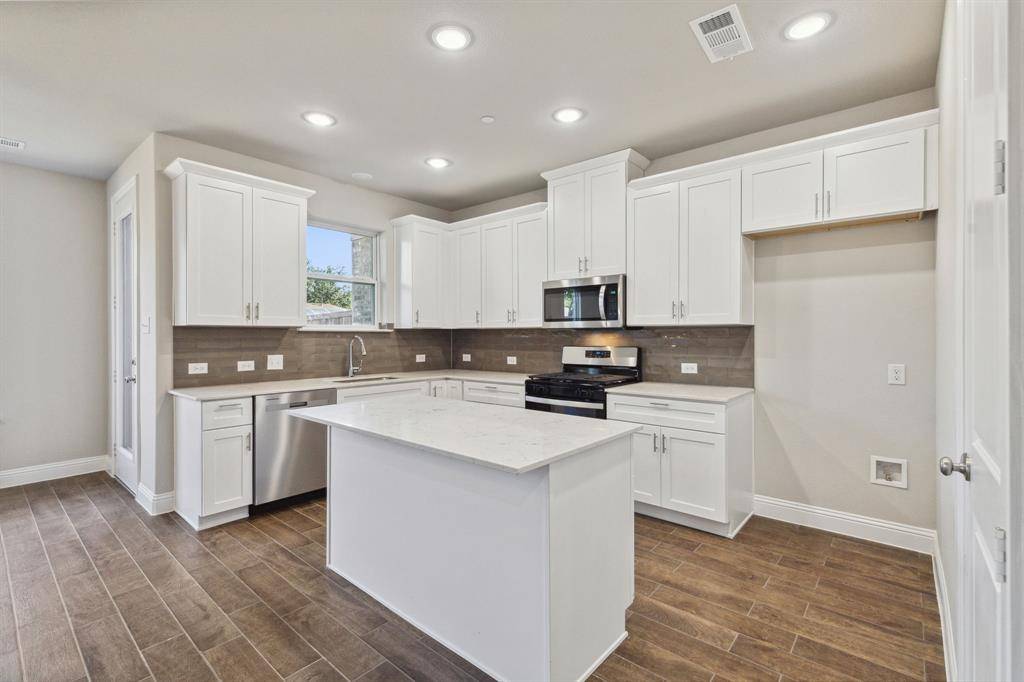 824 Heart Reef Road, Plano, TX 75075