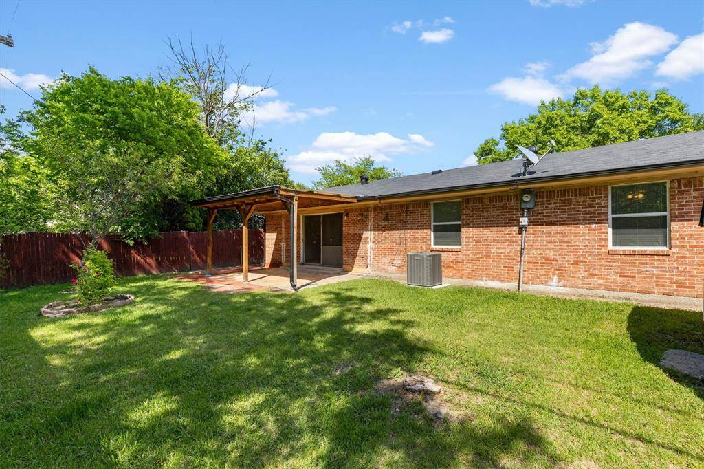 1211 Rancho Drive, Mesquite, TX 75149