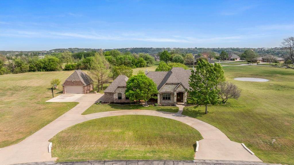 1106 W Iberian Court, Granbury, TX 76048